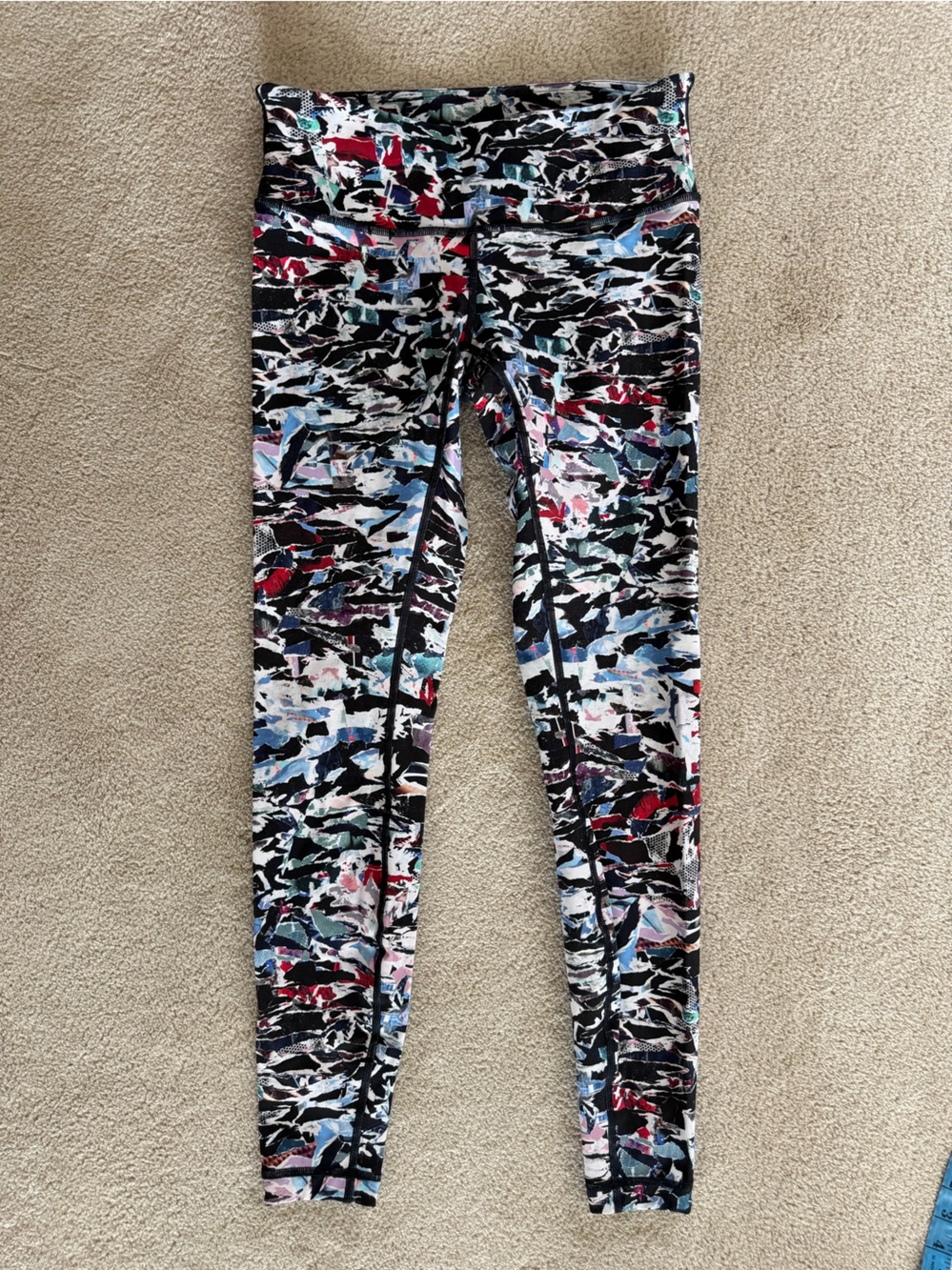 Lululemon Multicolor Abstract Print Leggings